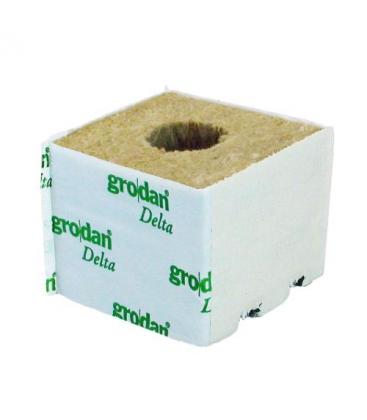 GRODAN ROCKWOOL CUBES - 7.5X7.5X7.5 CM - HOLES Ø 2,5 CM7.5